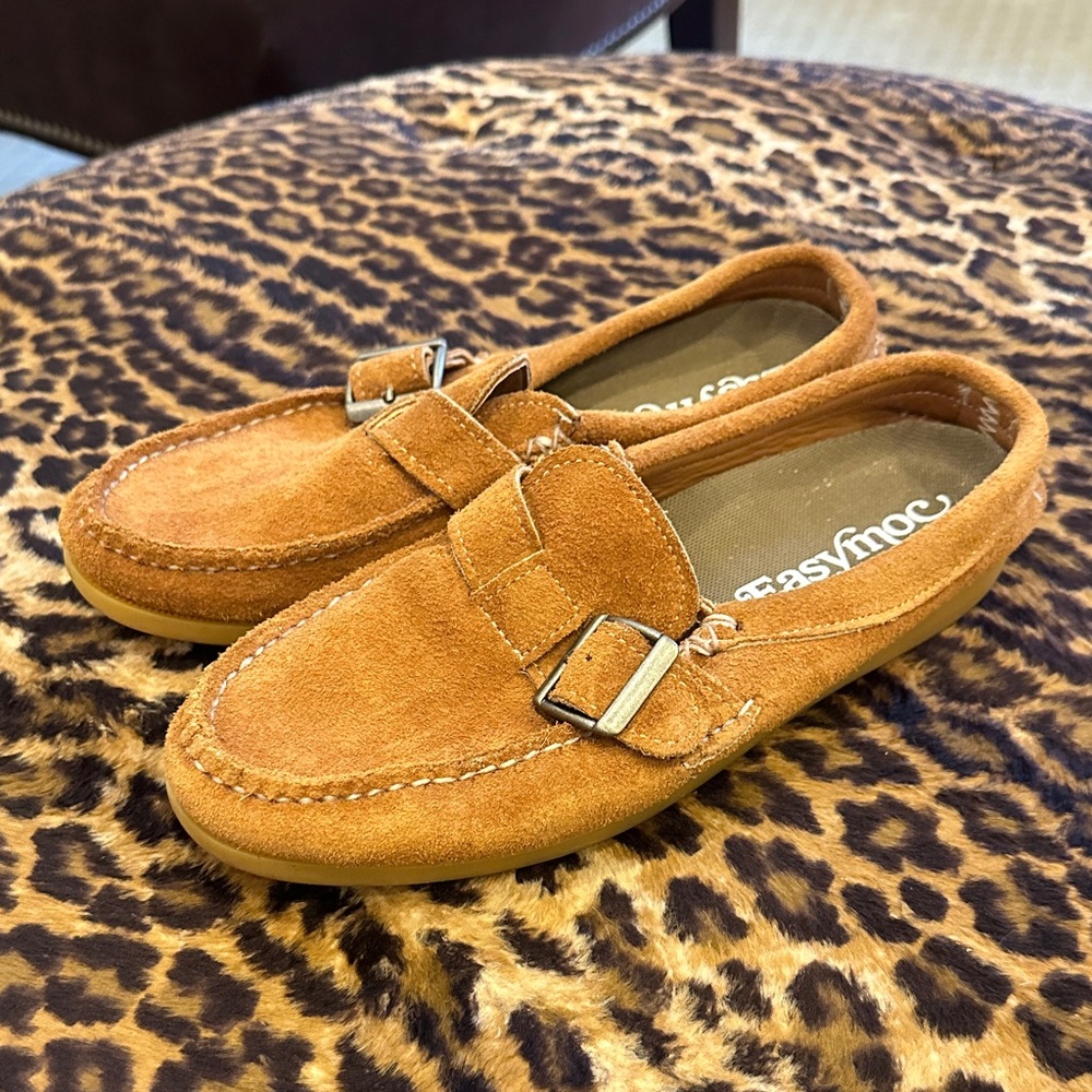 Women’s Brown Suede Loafers